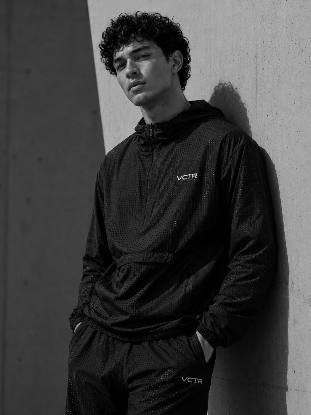 VCTR 023 · Quarter-Zip